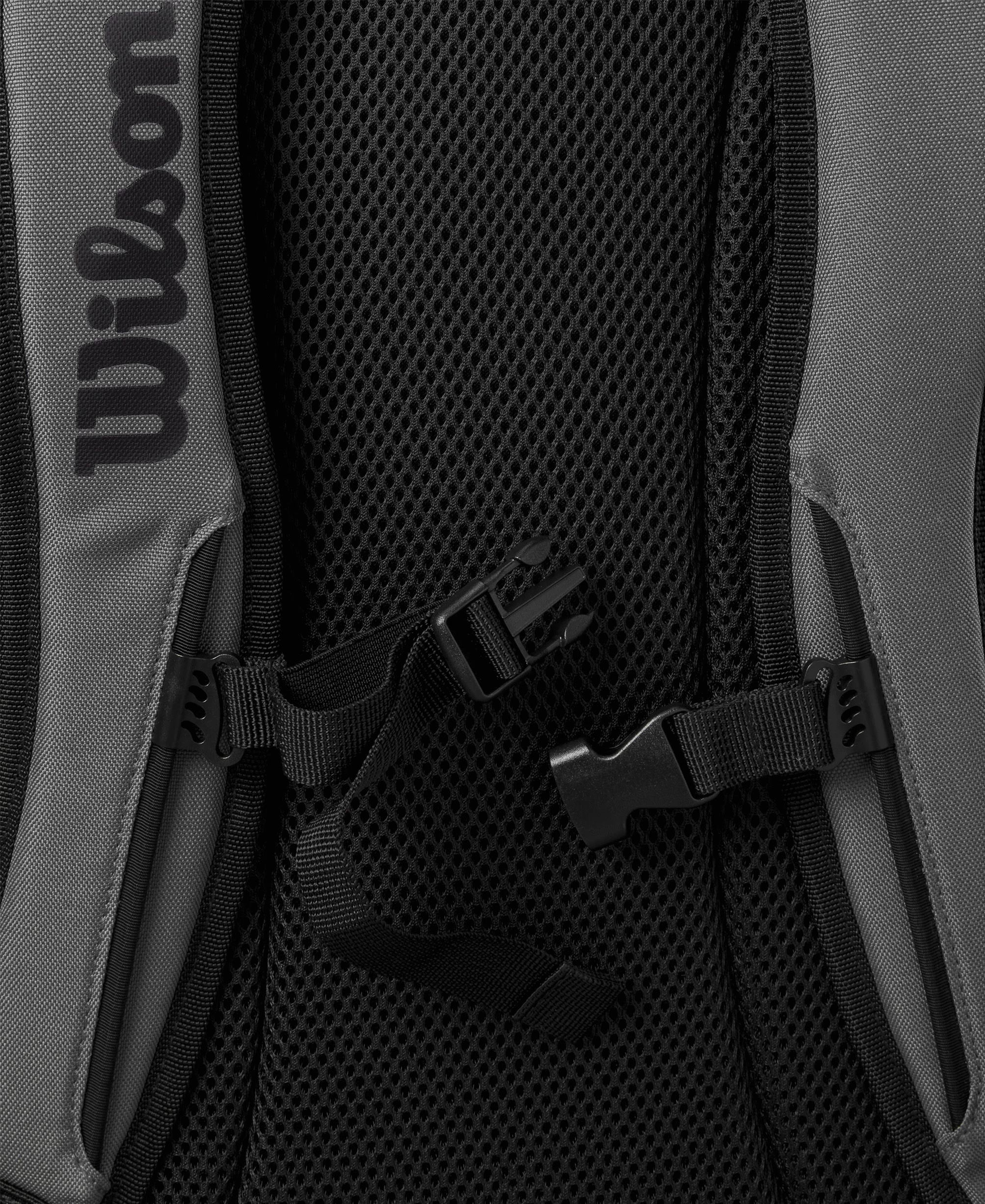 Wilson Tour Pro Staff Padel Tas Black Gray 4 Wilson Tour Pro Staff Padel Tas Black Gray - Image 2