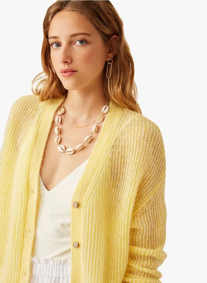 FLORA - Vest Met V-hals | Geel 4 FLORA - Vest Met V-hals | Geel - Image 2