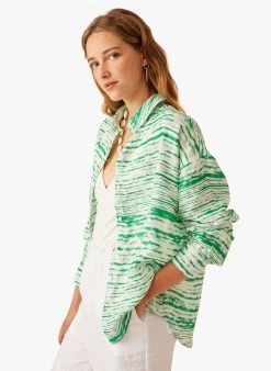 ERIC - Ruimvallende, Linnen Blouse Met Tie-dyeprint | Groen 11 ERIC - Ruimvallende, Linnen Blouse Met Tie-dyeprint | Groen -Wilson.NL 3985282