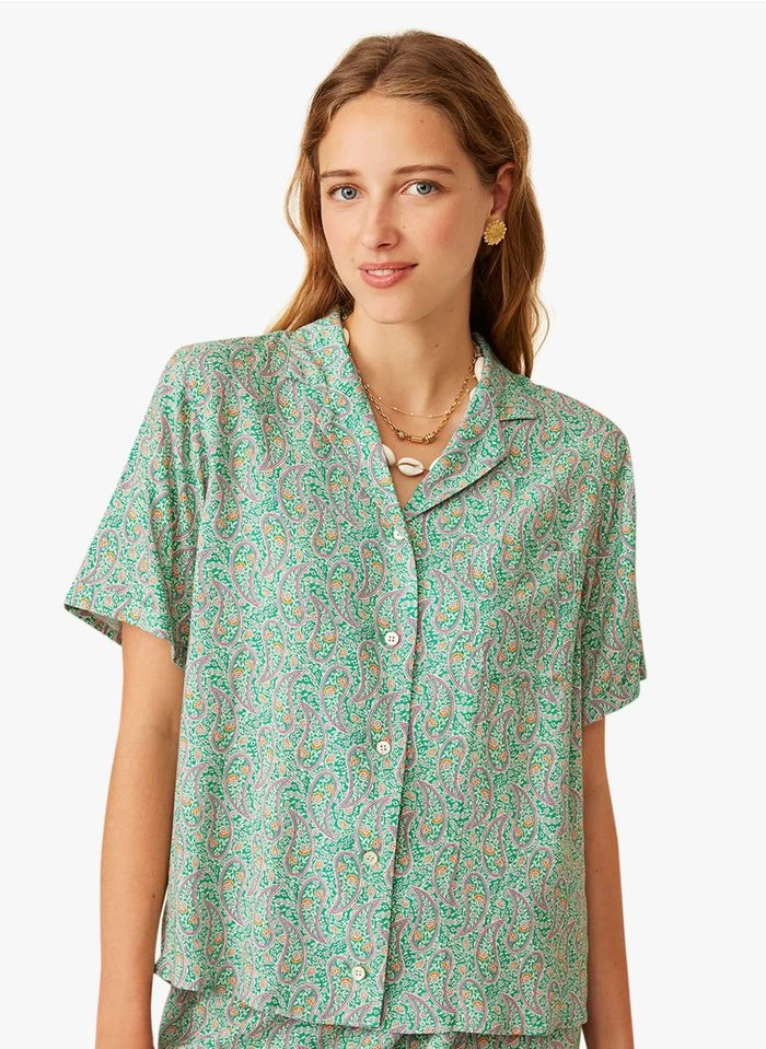 ESTELLE - Blouse Met Cubaanse Kraag En Print | Groen 8 ESTELLE - Blouse Met Cubaanse Kraag En Print | Groen - Image 6
