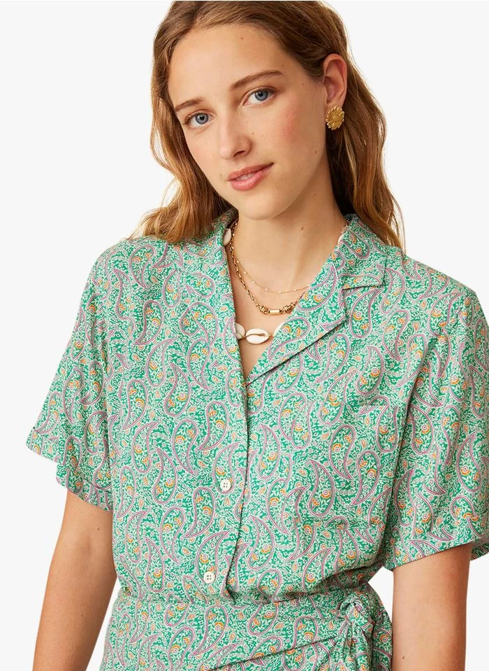 ESTELLE - Blouse Met Cubaanse Kraag En Print | Groen 3 ESTELLE - Blouse Met Cubaanse Kraag En Print | Groen