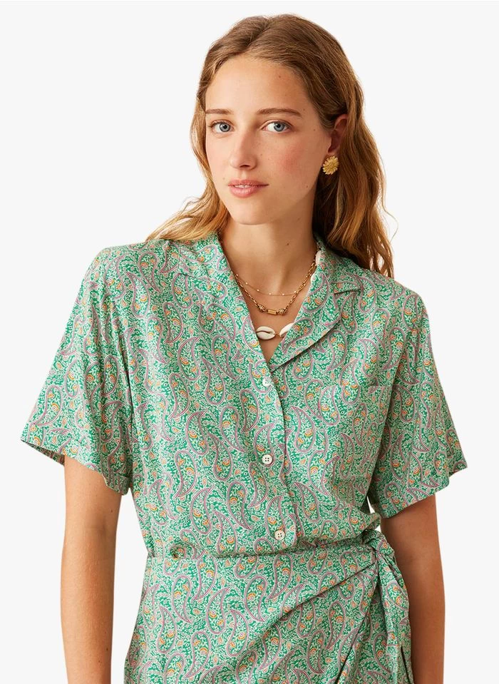 ESTELLE - Blouse Met Cubaanse Kraag En Print | Groen 5 ESTELLE - Blouse Met Cubaanse Kraag En Print | Groen - Image 3