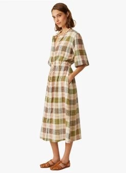 ERNESTINE - Halflange, Katoenen Jurk Met V-hals En Print | Veelkleurig 13 ERNESTINE - Halflange, Katoenen Jurk Met V-hals En Print | Veelkleurig -Wilson.NL 3985445