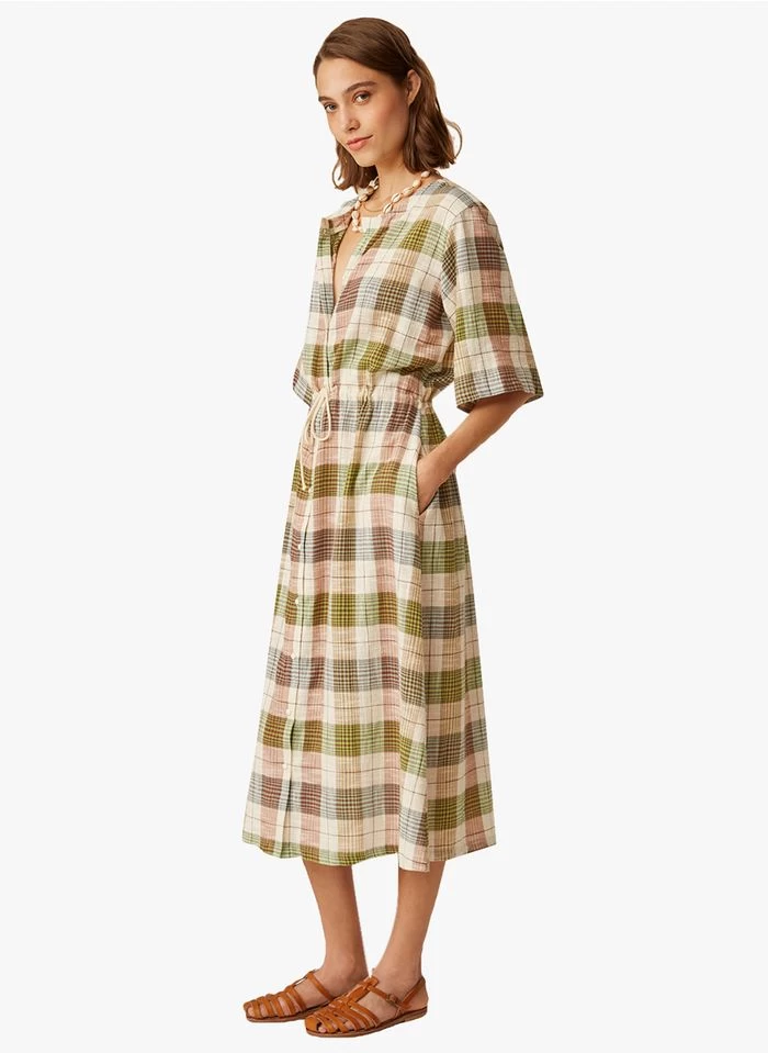 ERNESTINE - Halflange, Katoenen Jurk Met V-hals En Print | Veelkleurig 8 ERNESTINE - Halflange, Katoenen Jurk Met V-hals En Print | Veelkleurig - Image 6