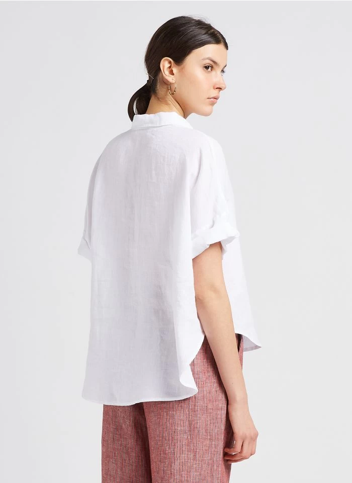 ELISA - Wijde, Soepelvallende, Linnen Blouse | Wit 4 ELISA - Wijde, Soepelvallende, Linnen Blouse | Wit - Image 2