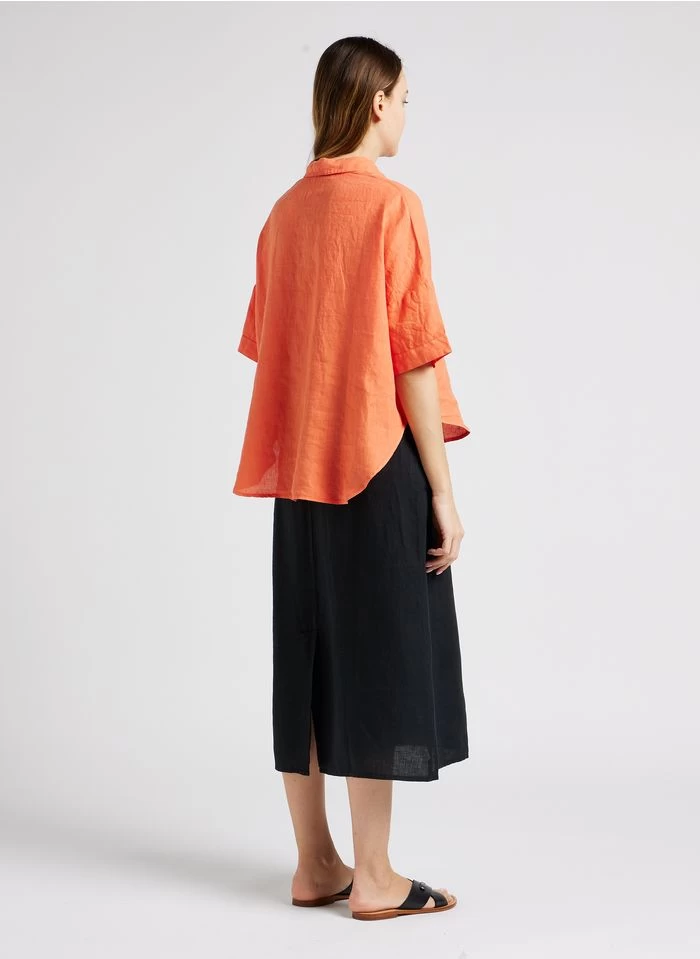 ELISA - Wijde, Soepelvallende, Linnen Blouse | Rood 7 ELISA - Wijde, Soepelvallende, Linnen Blouse | Rood - Image 5