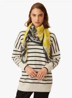 KATARINA - Tweekleurige Sjaal Met Print | Veelkleurig -Wilson.NL 4175667